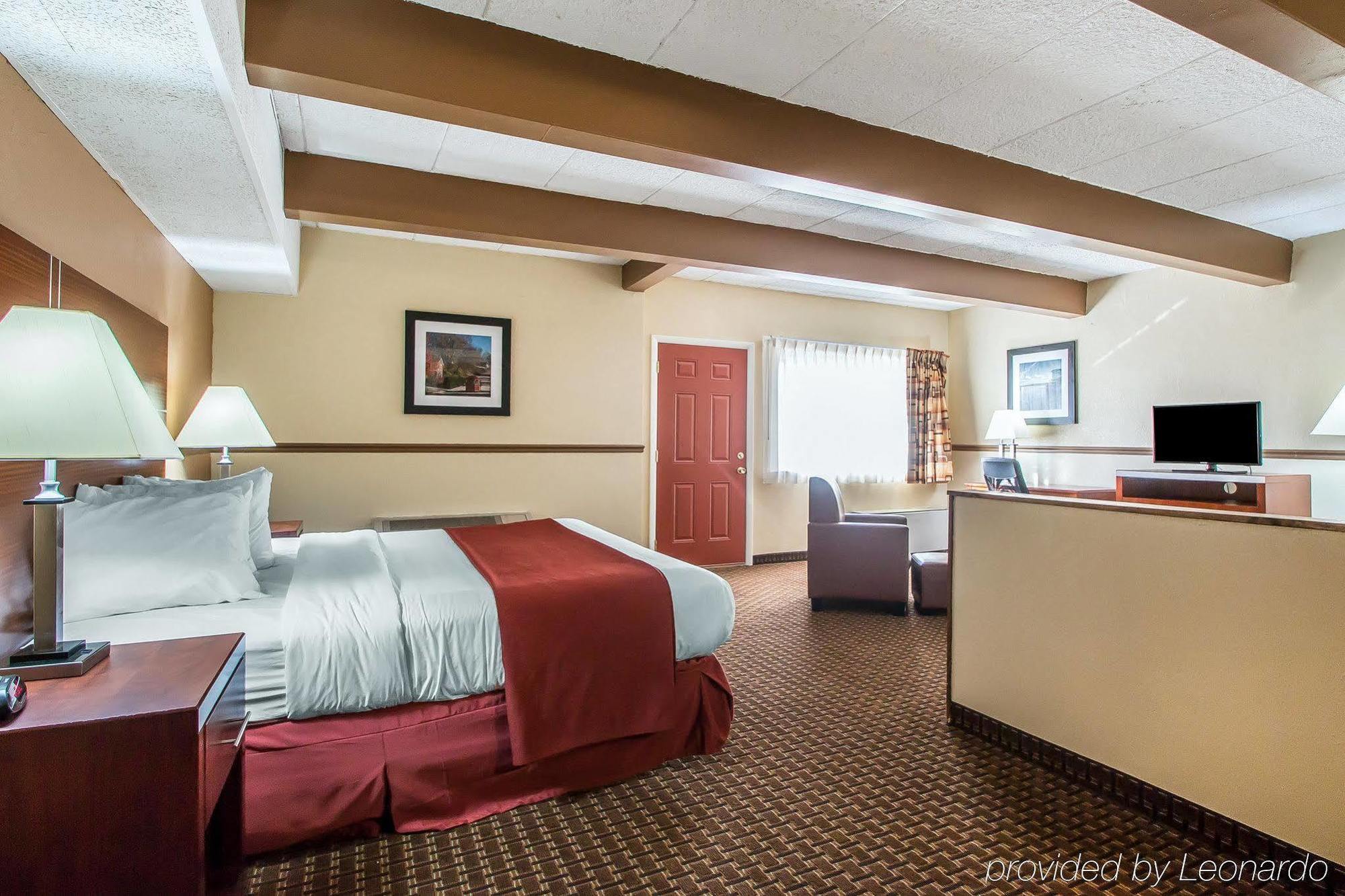Quality Inn East Dubuque Exterior foto